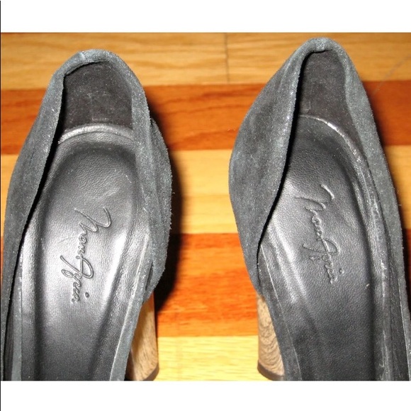 NEW MAX AZRIA BLACK SUEDE PLATFORM ULTRA HIGH HEELS PEEP TOE JACD 38 7.5 NWOT - Picture 3 of 8